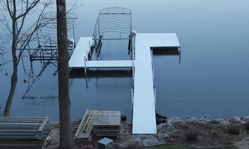 Tired of Maintenance? Install an Aluminum Dock.